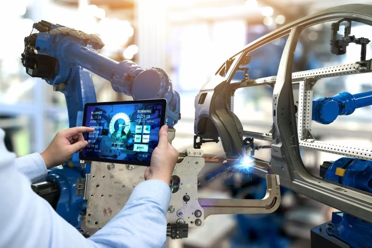 La Inteligencia Artificial est&aacute; en todos lados y es una realidad a la que ninguna marca que desee permanecer largo tiempo en el mercado podr&aacute; escapar siendo, adem&aacute;s, una de las bases fundamentales de los procesos &oacute;ptimos y automatizados de las f&aacute;bricas inteligentes del ma&ntilde;ana.